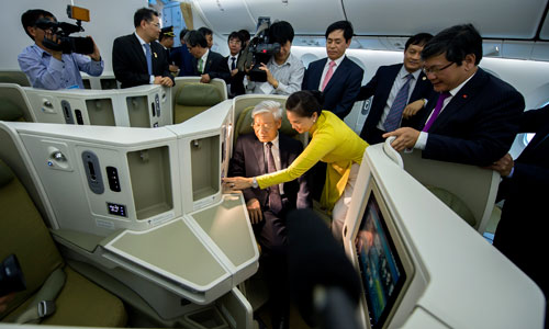 Tổng bí thư dự lễ đón Boeing 787-9 đầu tiên của Việt Nam